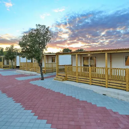 Sea Side Bungalows *